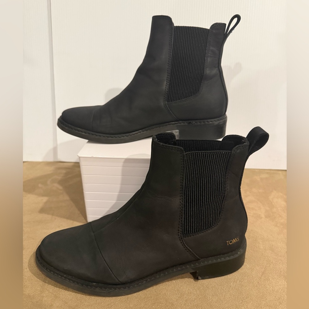 TOMS Women's Black Ankle Booties